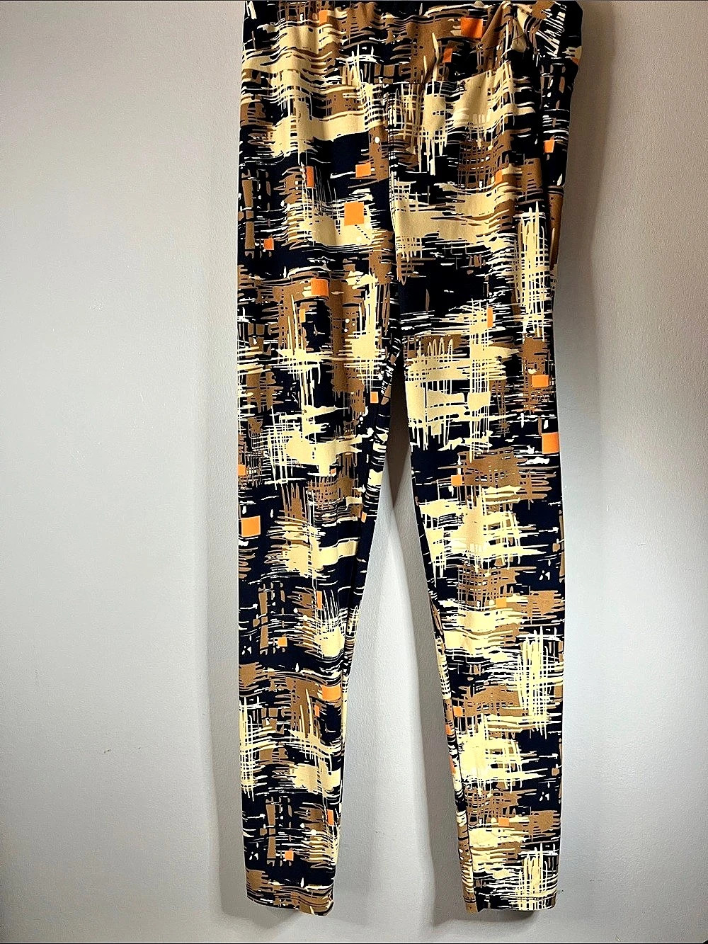She's Got Leggz Abstract Print Leggings Navy Blue, Salmon & Brown New without ta